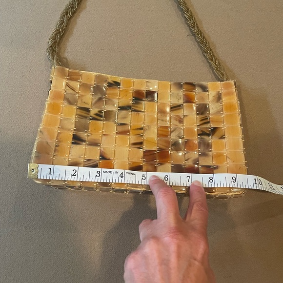 Shell Shoulder Bag - Rare Statement Piece - Picture 8 of 10